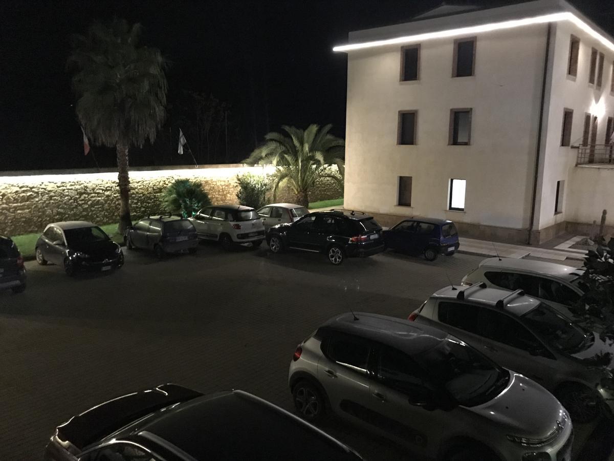 Hotel Al Ritrovo Piazza Armerina Ngoại thất bức ảnh